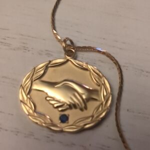 ✨Avon 25 Sponsorship Award 10kt Necklace w/Sapphire